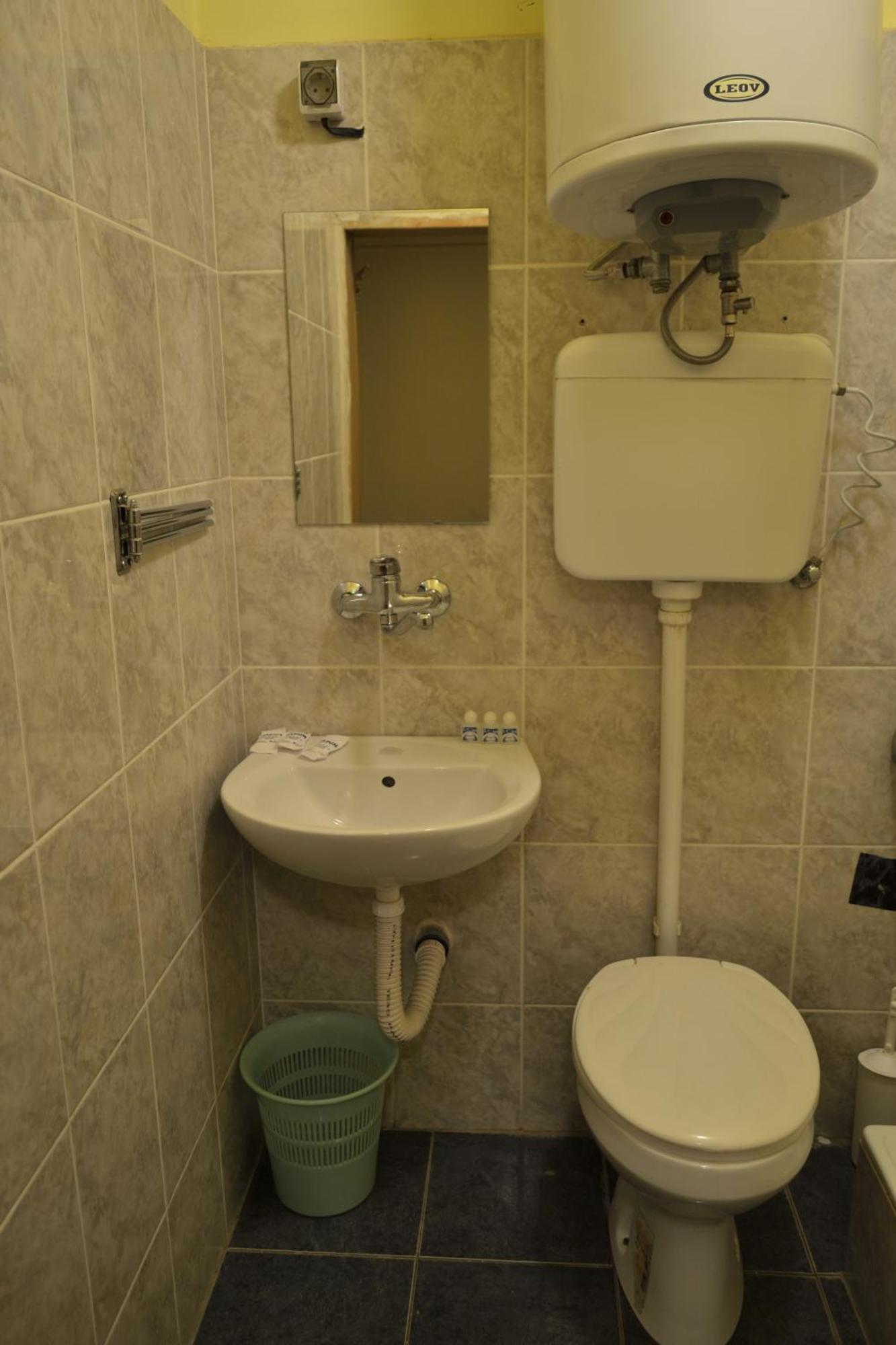 Hostel Milkaza نوفي ساد الغرفة الصورة