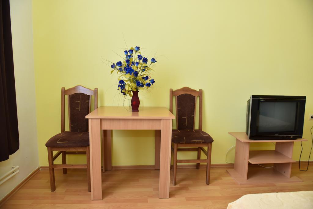 Hostel Milkaza نوفي ساد المظهر الخارجي الصورة