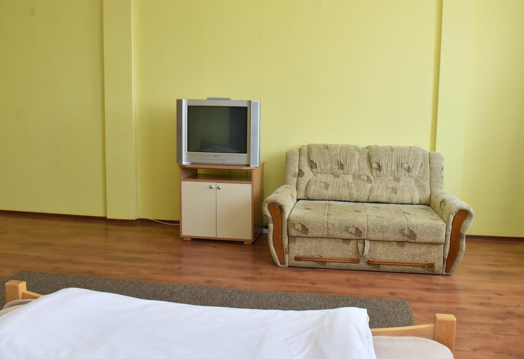 Hostel Milkaza نوفي ساد المظهر الخارجي الصورة