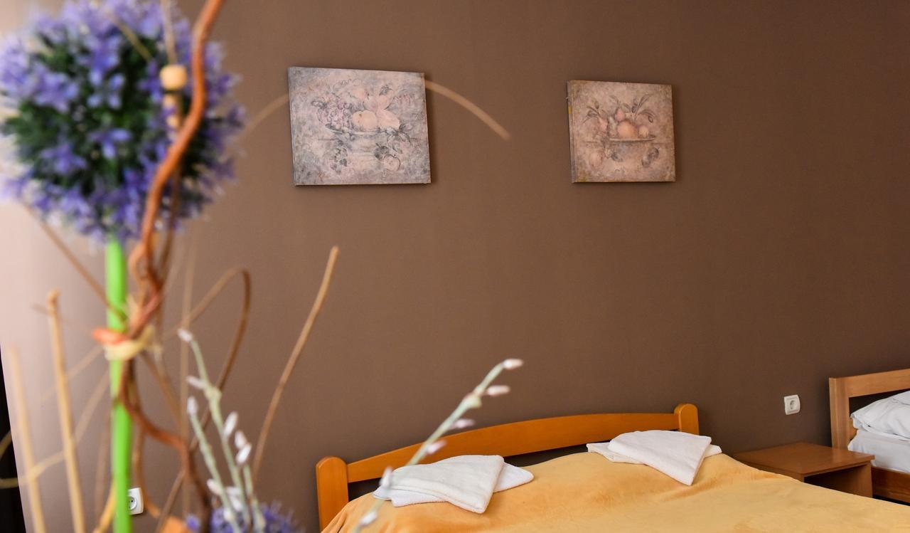 Hostel Milkaza نوفي ساد المظهر الخارجي الصورة