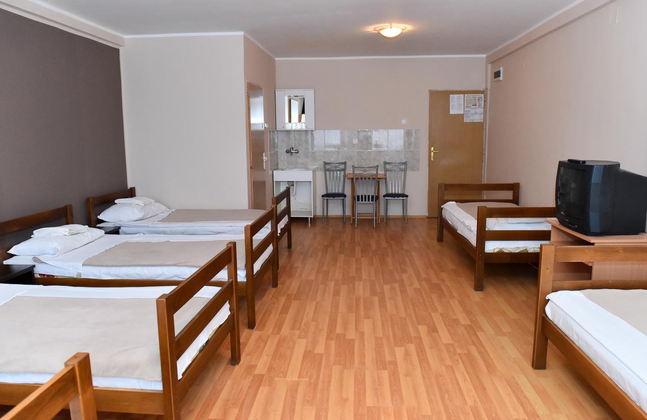 Hostel Milkaza نوفي ساد المظهر الخارجي الصورة