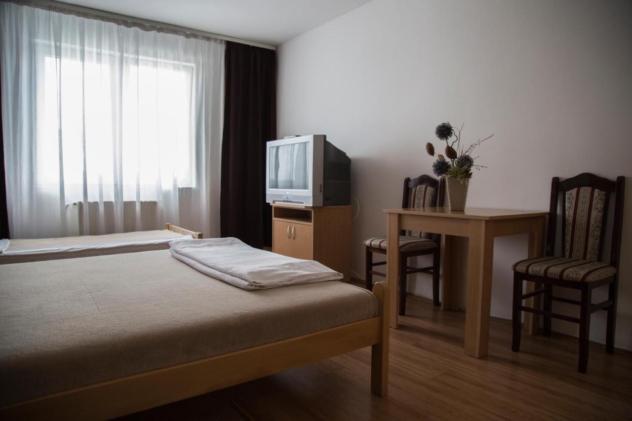 Hostel Milkaza نوفي ساد المظهر الخارجي الصورة