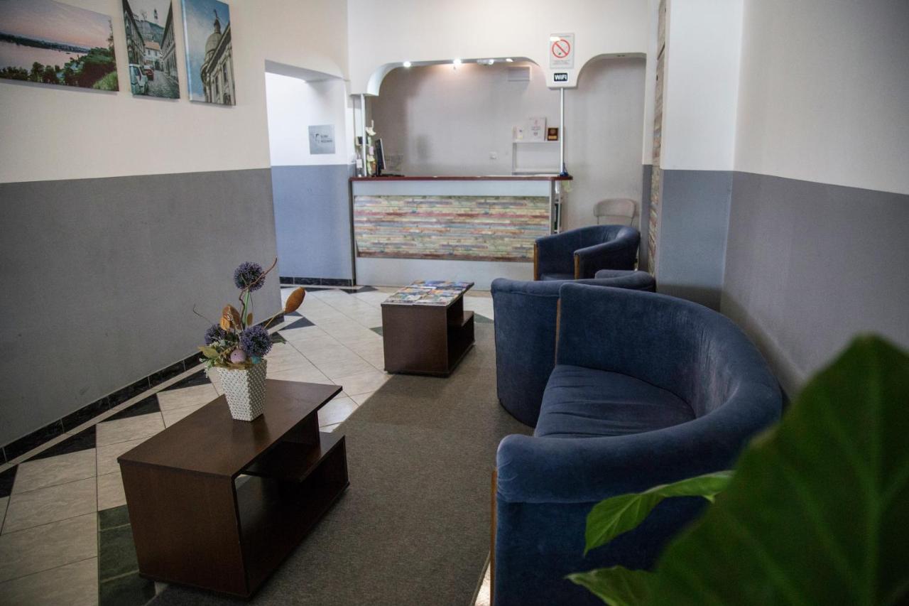 Hostel Milkaza نوفي ساد المظهر الخارجي الصورة